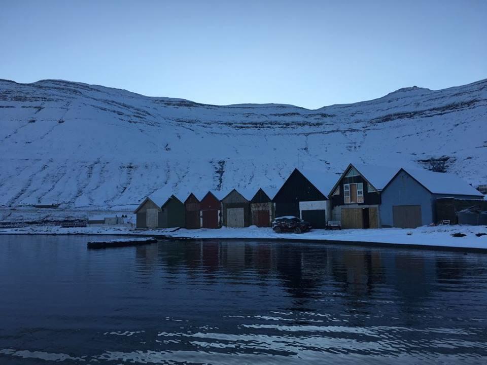 شقة Boat House In Hosvik المظهر الخارجي الصورة